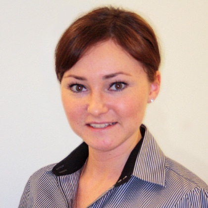 Рита Даминова, Регистрация